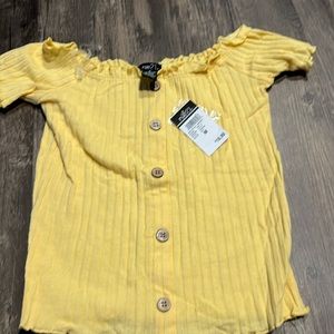 Rue21 yellow baby with button detail size M new with tags